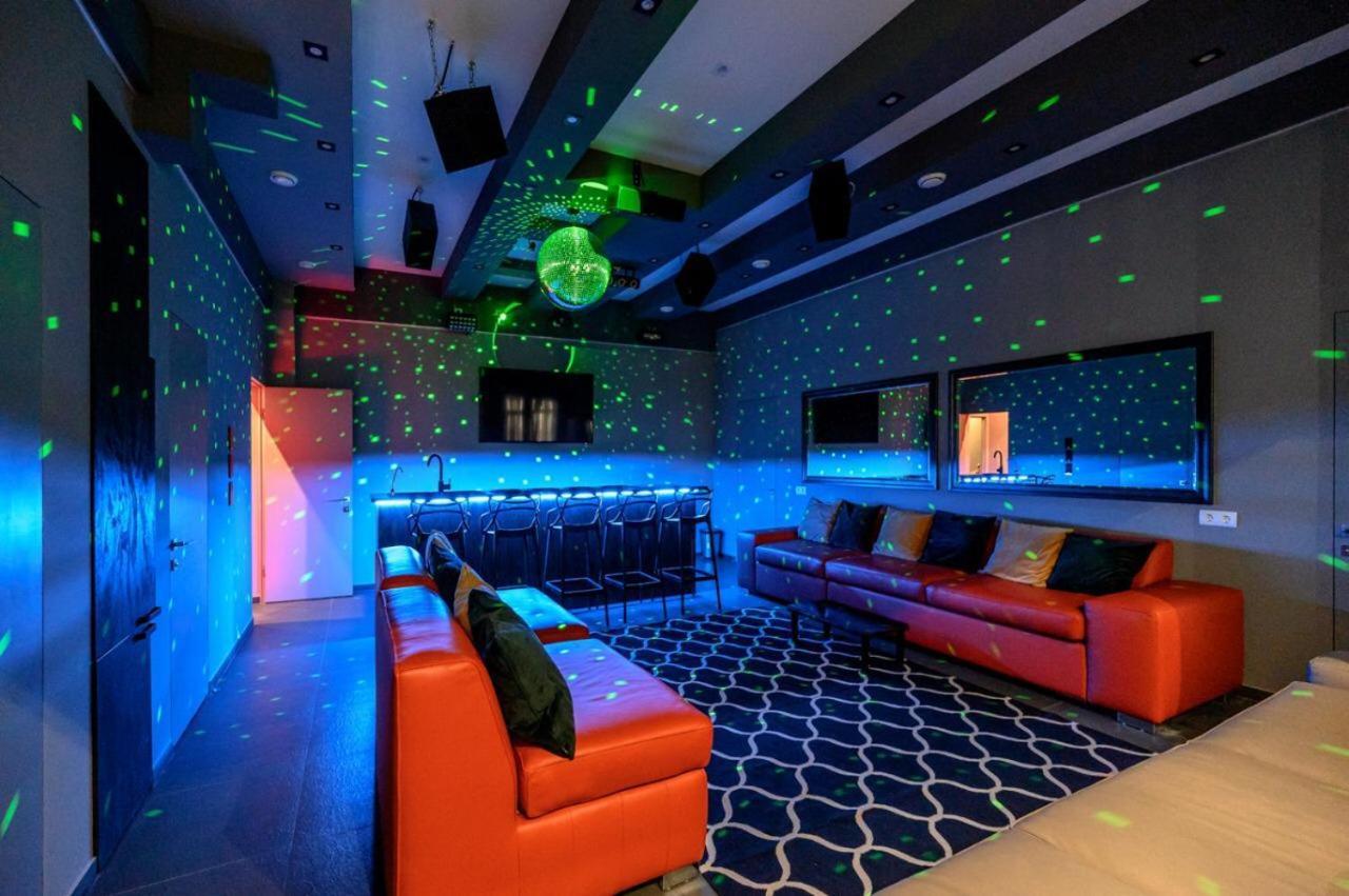 Party Luxury 3Br Sea View Apartment In Arcadia โอเดสซา ภายนอก รูปภาพ
