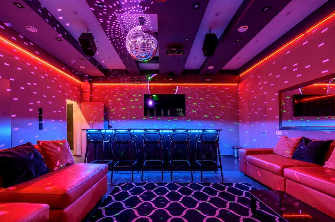 Party Luxury 3Br Sea View Apartment In Arcadia โอเดสซา ภายนอก รูปภาพ